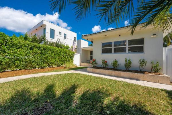 Altos Del Mar, 9025 Hawthorne Ave, Surfside, Florida 33154, image 3