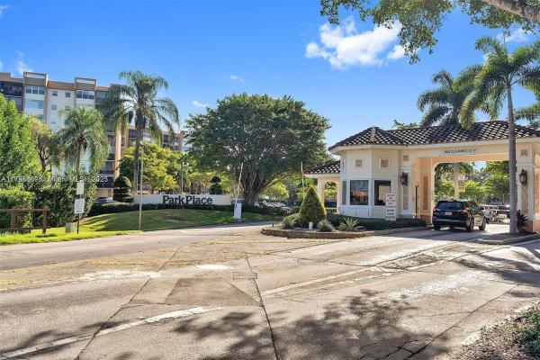 The Banyan, 1300 Saint Charles Pl #L12, Pembroke Pines, Florida 33026, image 1