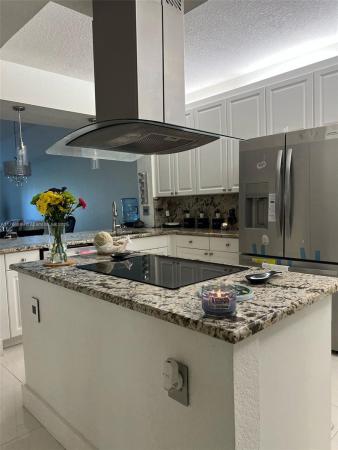 Captiva At Doral Isles, 10710 NW 66th St #106, Doral, Florida 33178, image 2
