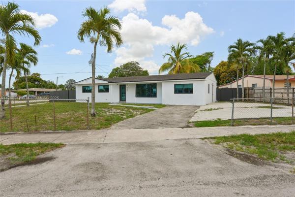 Carol City, 4260 NW 172nd Dr, Miami Gardens, Florida 33055, image 3