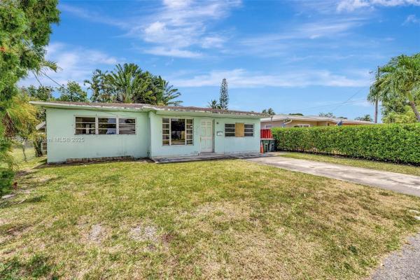Hallandale Beach No HOA, 613 SW 6th St, Hallandale Beach, Florida 33009, image 1