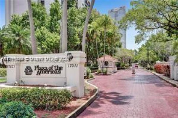 Plaza Of The Americas, 17021 N Bay Rd #112, Sunny Isles Beach, Florida 33160, image 1