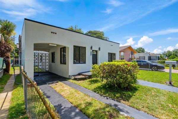 17th Avenue Manor, 1824 NW 47th St, Miami, Florida 33142, image 3