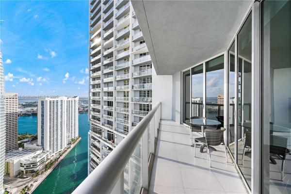 Icon Brickell Tower 1, 475 Brickell Ave #4514, Miami, Florida 33131, image 1