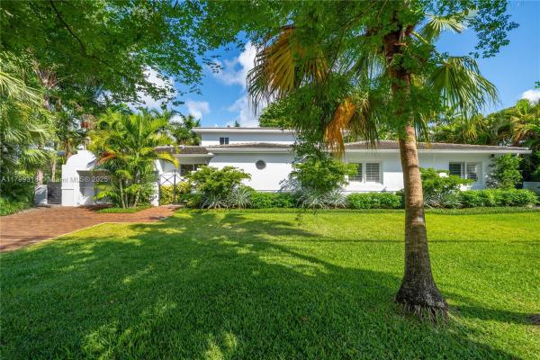Riviera, 725 Vilabella Ave, Coral Gables, Florida 33146, image 2