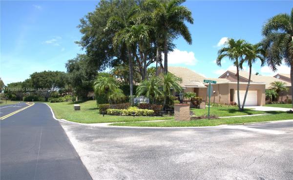 Applegate At Indian Spring, 11210 Applegate Cir #11210, Boynton Beach, Florida 33437, image 1