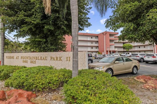 8401 NW 8th St #401, Unincorporated Dade County, Florida 33126, image 1