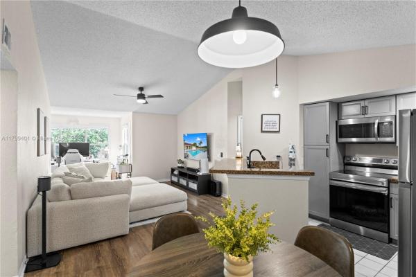 Isles At Lago Mar, 12870 Vista Isles Dr #526, Sunrise, Florida 33325, image 1