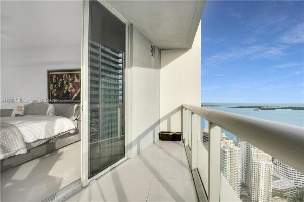Icon Brickell Tower 1, 475 Brickell Ave #4711, Miami, Florida 33131, image 1