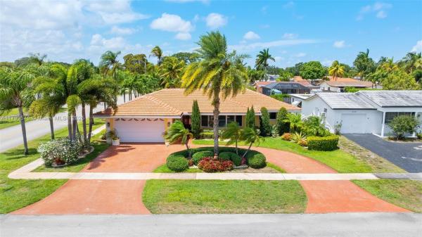 Hollywood Hills, 5221 Roosevelt St, Hollywood, Florida 33021, image 1