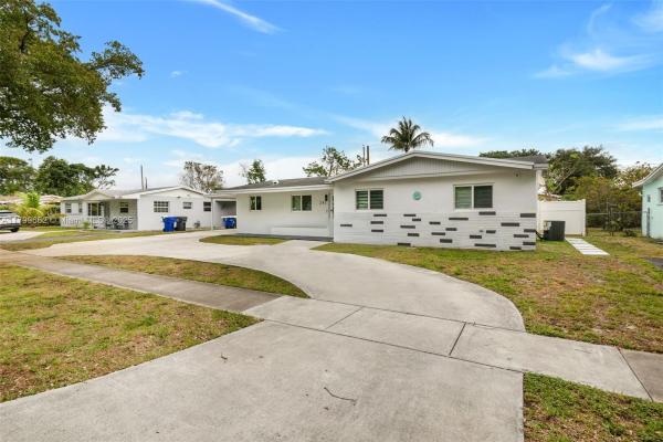 Boulevard Heights, 241 N 68th Ave, Hollywood, Florida 33024, image 1