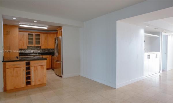 Brickell Bay Club, 2333 Brickell Ave #609, Miami, Florida 33129, image 1