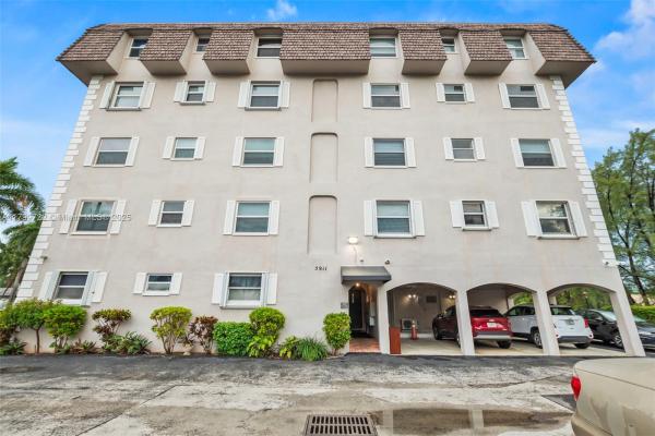Riviera Park, 5911 NE 14th Ln #201S, Fort Lauderdale, Florida 33334, image 2