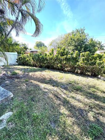 Broadview Country Club Estates, 6450 SW 18th Ct, North Lauderdale, Florida 33068, image 2