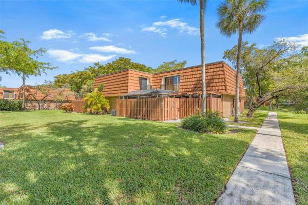 Village At Lake Pine, 11852 SW 9th Ct, Davie, Florida 33325, image 1
