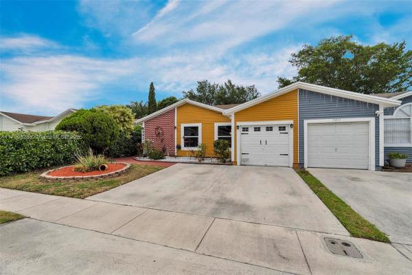 The Meadows Of Miramar, 9821 W Fern Ln, Miramar, Florida 33025, image 3