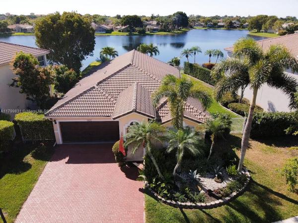 Ruby Cove, 16514 Ruby Lk, Weston, Florida 33331, image 1