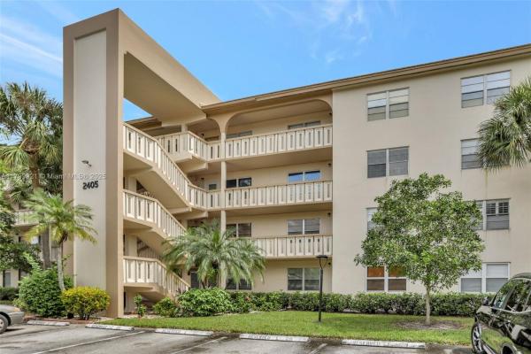 Antigua Village, 2405 Antigua Cir #E1, Coconut Creek, Florida 33066, image 1