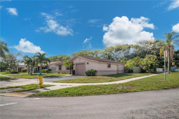 Coral Gate, 5220 NW 26th Ct, Margate, Florida 33063, image 2