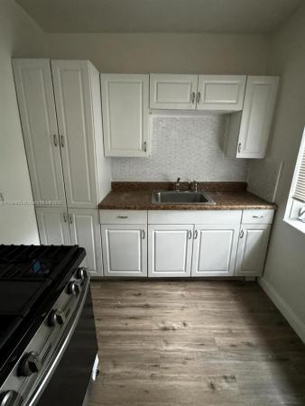 East Little Havana, 541 SW 7th St #4, Miami, Florida 33130, image 1