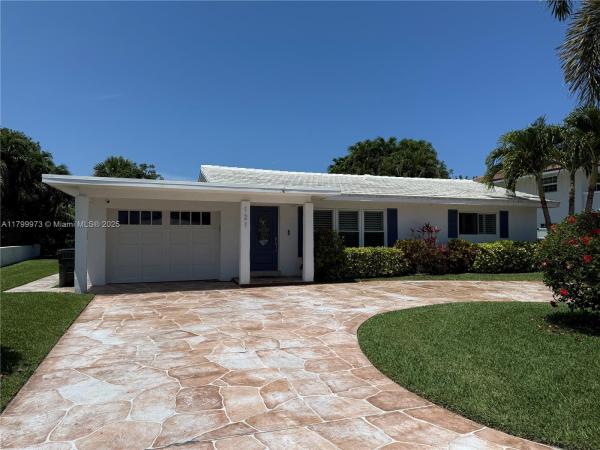 Palm Beach Shores Residential, 121 Tacoma Ln, Palm Beach Shores, Florida 33404, image 1
