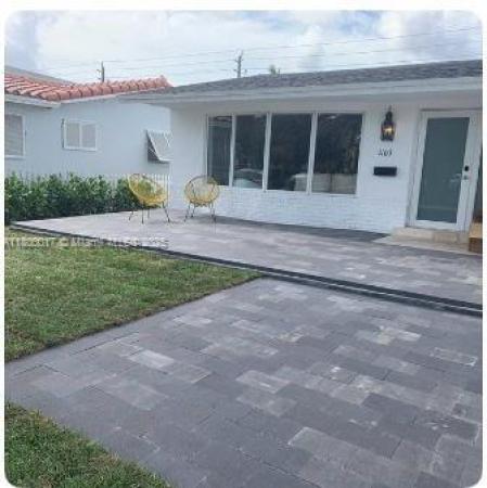 Hollywood Lakes, 1103 Washington St, Hollywood, Florida 33019, image 1