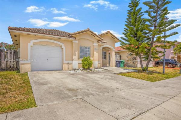 Manatee Cove, 21524 SW 89th Path, Cutler Bay, Florida 33189, image 3