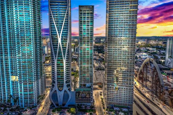 Ten Museum Park Residential, 1040 Biscayne Blvd #3802, Miami, Florida 33132, image 1