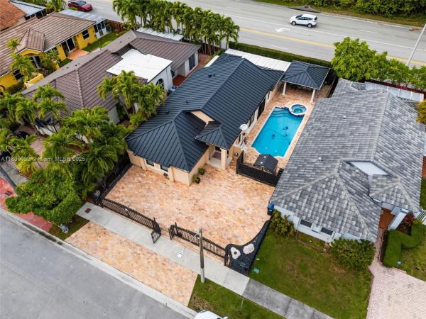 Shoma Homes At Tamiami, 13111 NW 11th Ter, Tamiami, Florida 33182, image 3