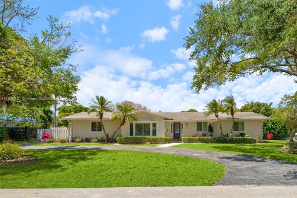 Palmetto Road Estates, 7485 SW 159th Ter, Palmetto Bay, Florida 33157, image 1