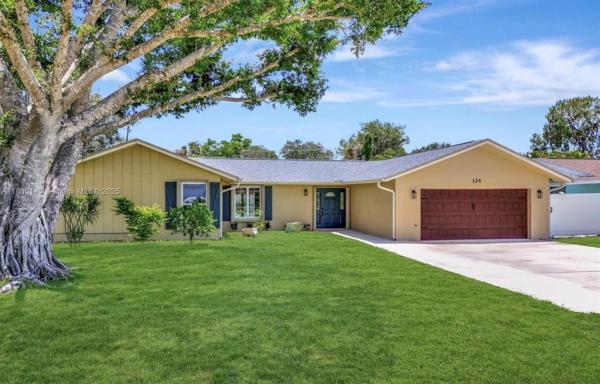 Palm River Estates, 124 Flame Vine Dr, Naples, Florida 34110, image 1