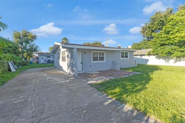 Suburban Gardens, 3051 NW 77th St, Gladeview, Florida 33147, image 3