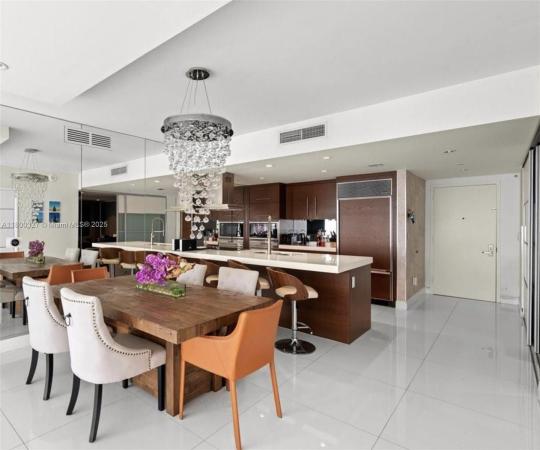 Icon Brickell Tower 2, 495 Brickell Ave #4403, Miami, Florida 33131, image 1