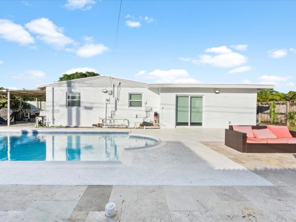 Boulevard Heights, 711 N 66th Ave, Hollywood, Florida 33024, image 3