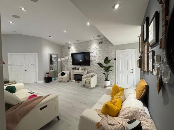 Courtyards At Deerwood, 14530 SW 123rd Ct, Three Lakes, Florida 33186, image 2