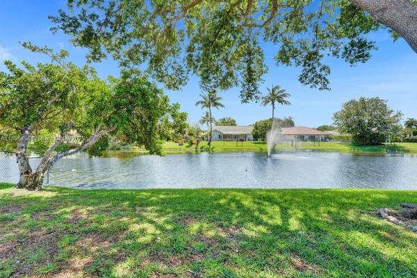 Oak Grove, 9471 Oak Grove Cir, Davie, Florida 33328, image 2