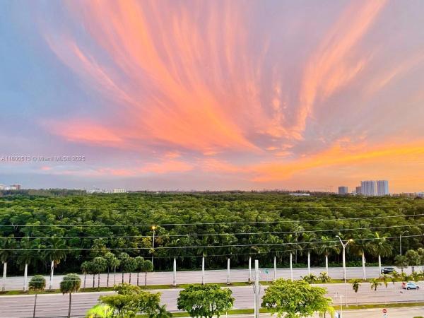 Stratford House, 2841 NE 163rd St #1008, North Miami Beach, Florida 33160, image 1