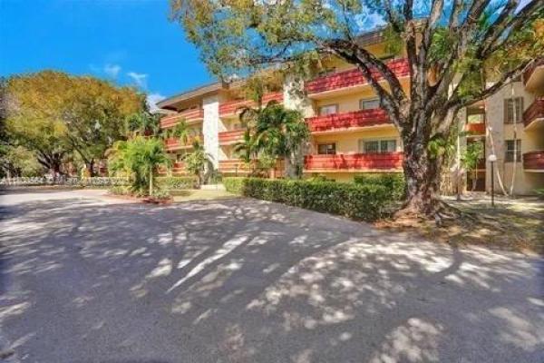 Villa Capri, 1205 Mariposa Ave #219, Coral Gables, Florida 33146, image 1