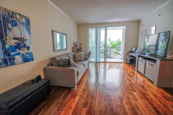 Porto Bellagio, 17145 N Bay Rd #4403, Sunny Isles Beach, Florida 33160, image 1