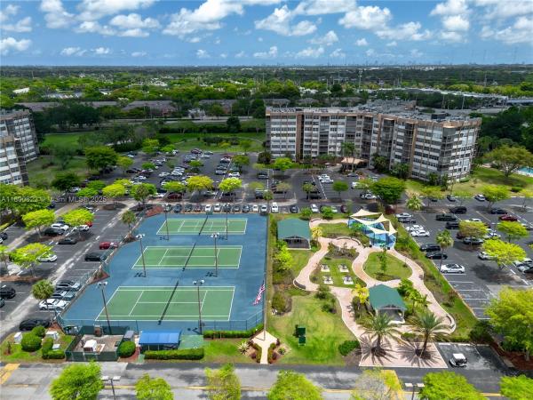 The Dogwood, 1100 Saint Charles Pl, Pembroke Pines, Florida 33026, image 2