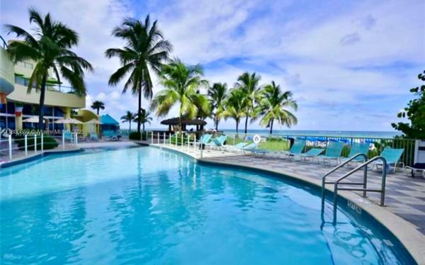 DoubleTree By Hilton Ocean Point Resort & Spa, 17375 Collins Ave #1704, Sunny Isles Beach, Florida 33160, image 1