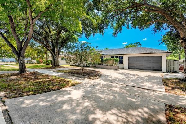 Flamingo Gardens West, 5711 SW 118th Ave, Cooper City, Florida 33330, image 1