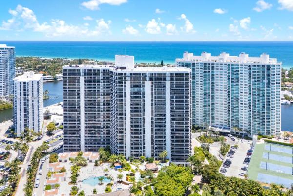 20281 E Country Club Dr #1009, Aventura, Florida 33180, image 1