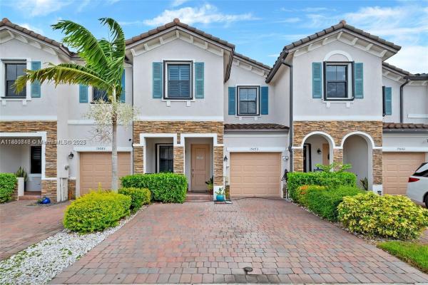 15073 SW 119th Ln, Miami, Florida 33196, image 1