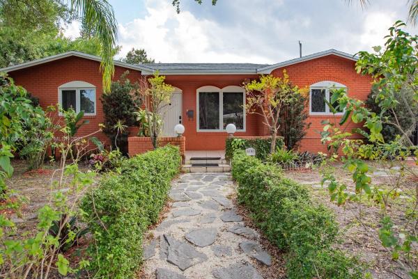 16910 NE 8th Ct, Miami, Florida 33162, image 1
