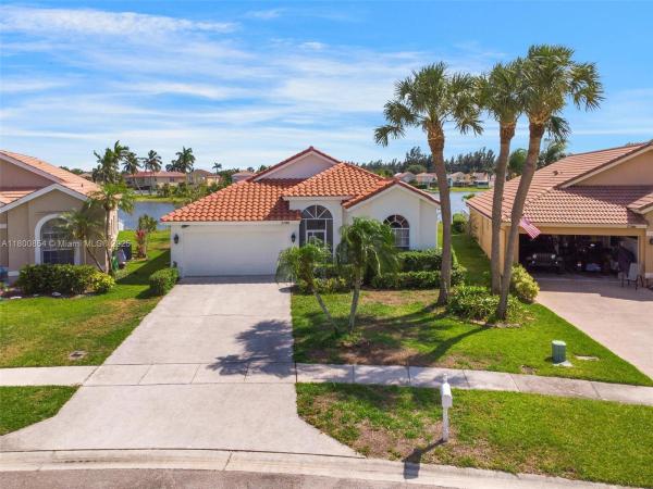 Lakemont Cove At Lake Charleston, 7790 Hoffy Cir, Lake Worth Beach, Florida 33467, image 1