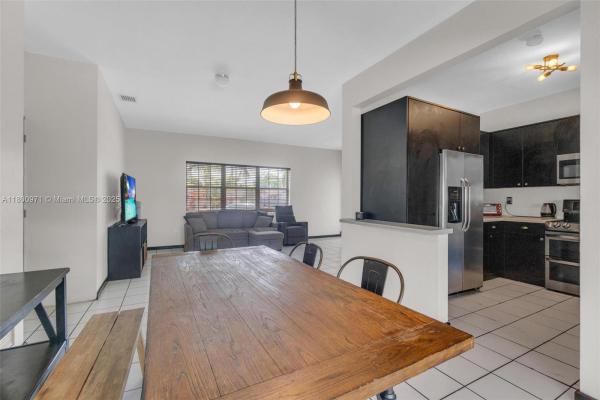 Norwood, 1371 NW 198th St, Miami Gardens, Florida 33169, image 2