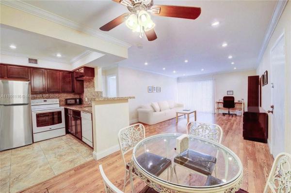 Emerald Hills, 4000 N Hills Dr #35, Hollywood, Florida 33021, image 1