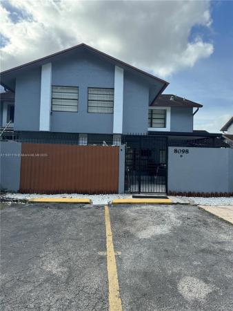 8098 NW 99th Ter, Hialeah, Florida 33016, image 1