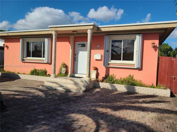 Hollywood Park, 2435 Wilson St, Hollywood, Florida 33020, image 1